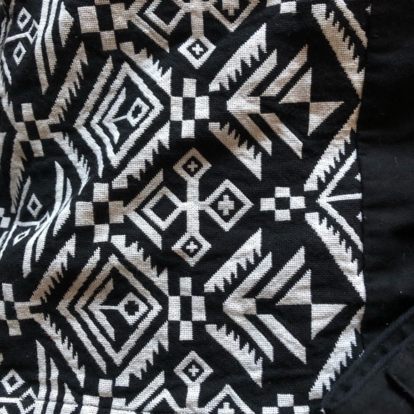 Asos black Aztec shirt - Picture 2 of 4